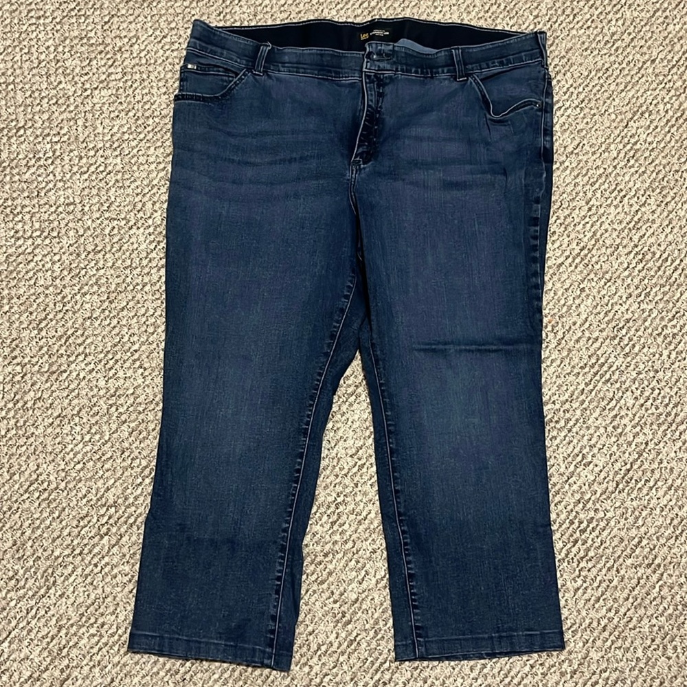 Lee Flex Motion Fit Regular Fit Mid Rise Straight Leg Jeans Womens 24W